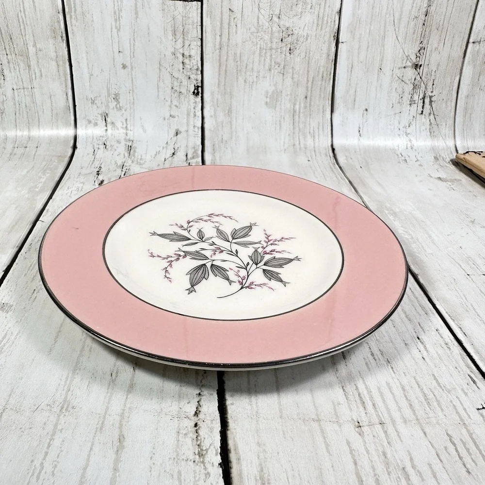 Homer Laughlin Barclay Cavelier Eggshell‎ Pattern BREAD  Plate 6 1/4 Inch Pink